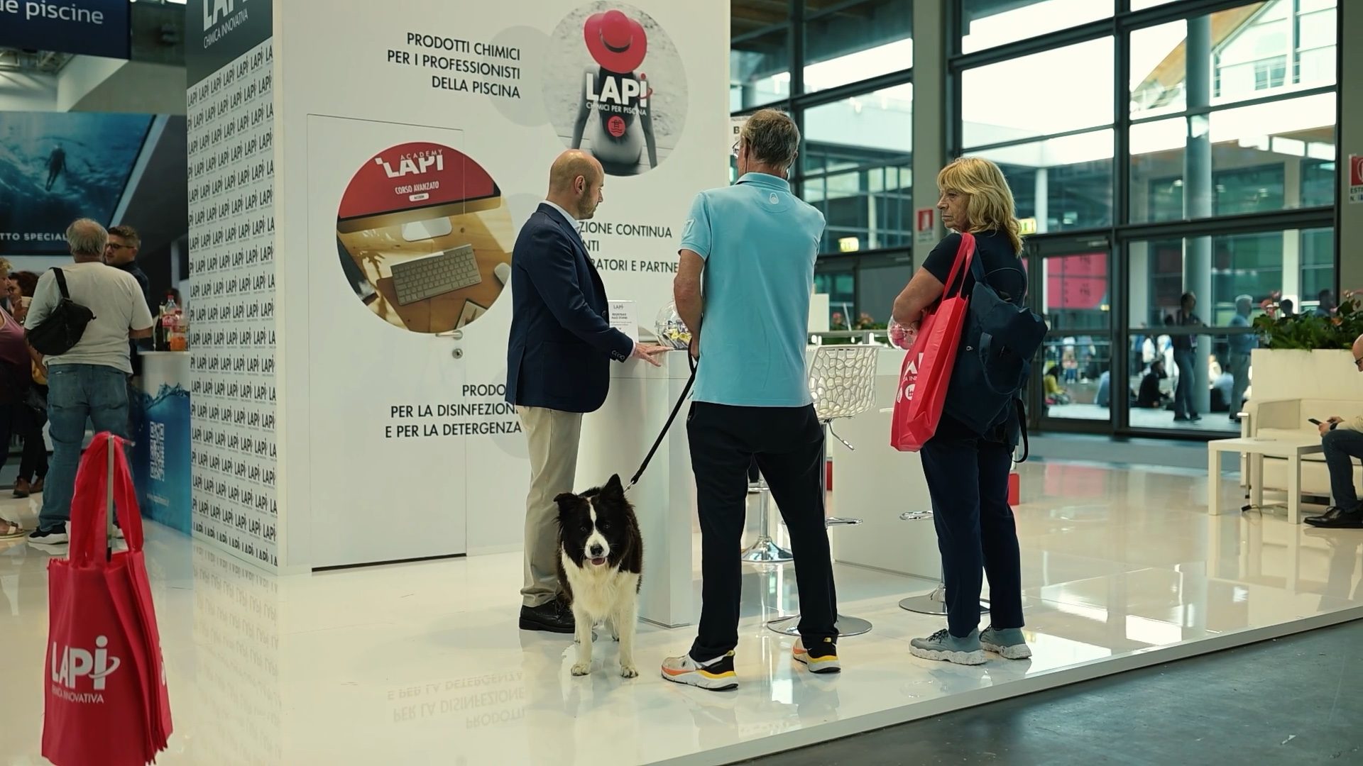 Lapi chimici prodotti piscina stand fiera
