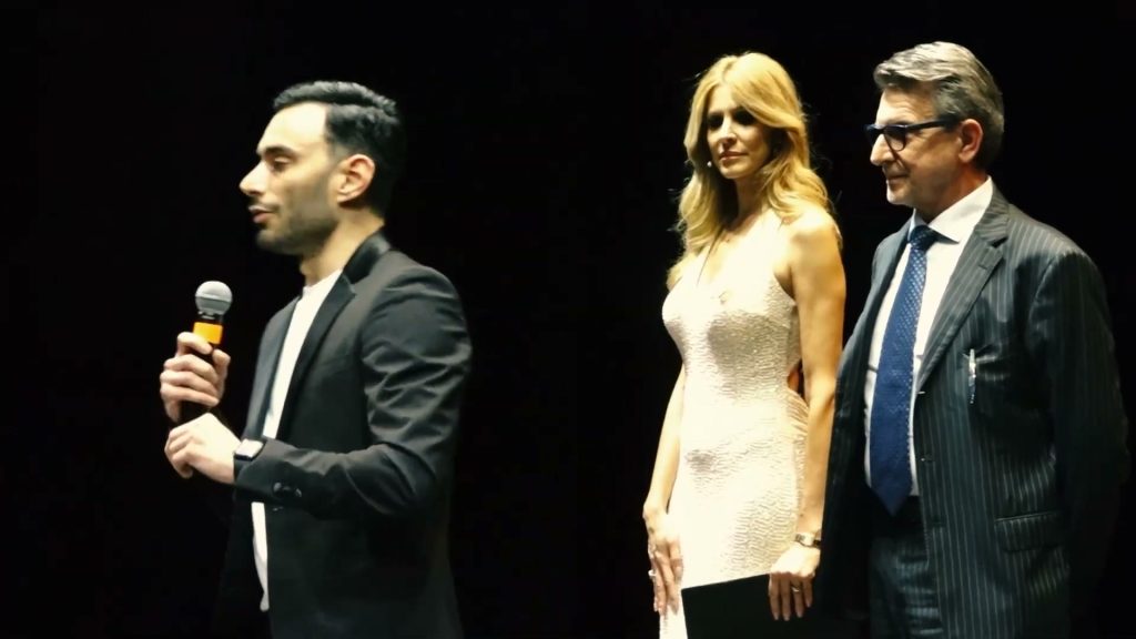Leonardo Olivito sul palco per i 50 anni di Teletruria